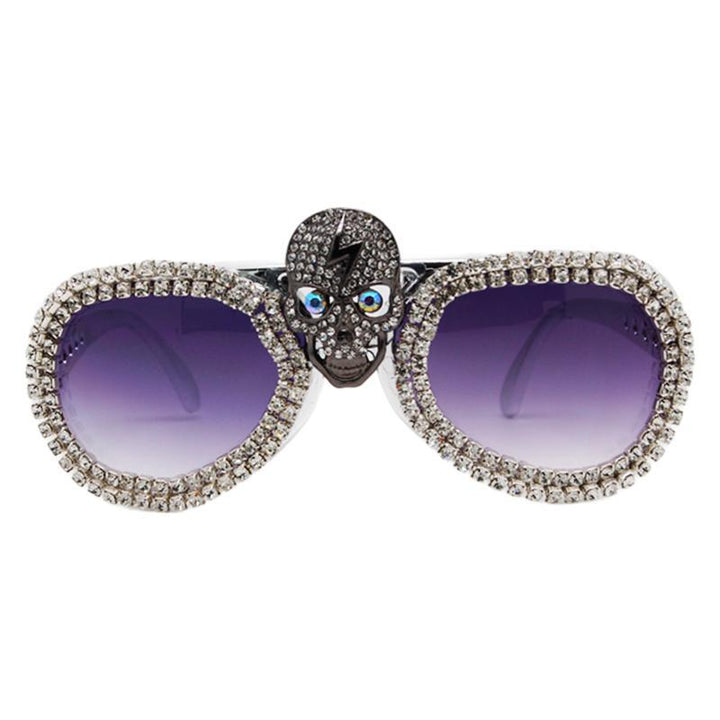 Damen Statement-Sonnenbrille mit außergewöhnlichem Totenkopf-Design und funkelndem Strassrahmen Karnz