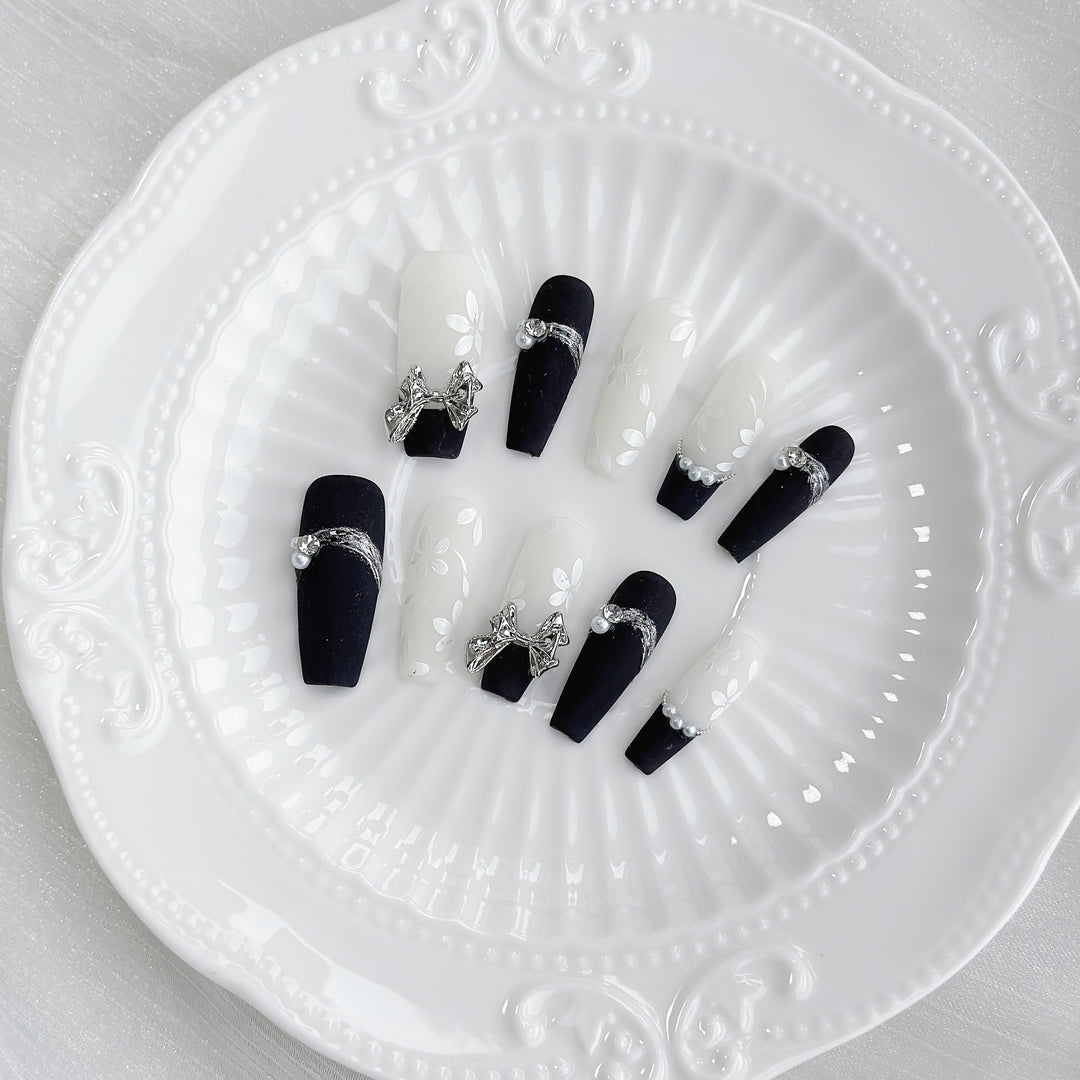 Designer Floral Press-On Nail Set