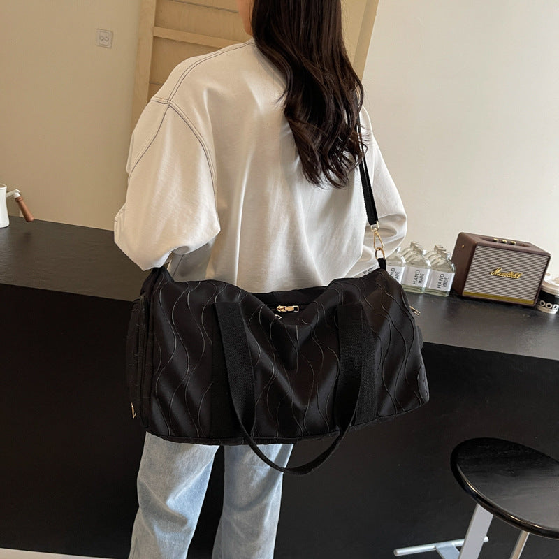 Elegante bestickte Sport-Duffel-Tasche Karnz