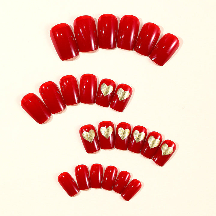 Herz-verziertes Nagelkunstset Karnz