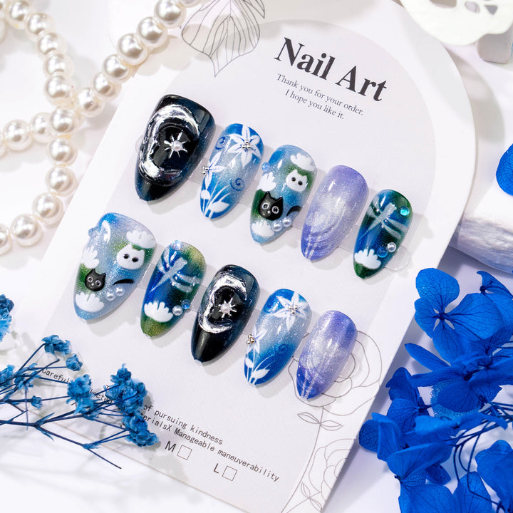 Künstlerische Nagelkunst