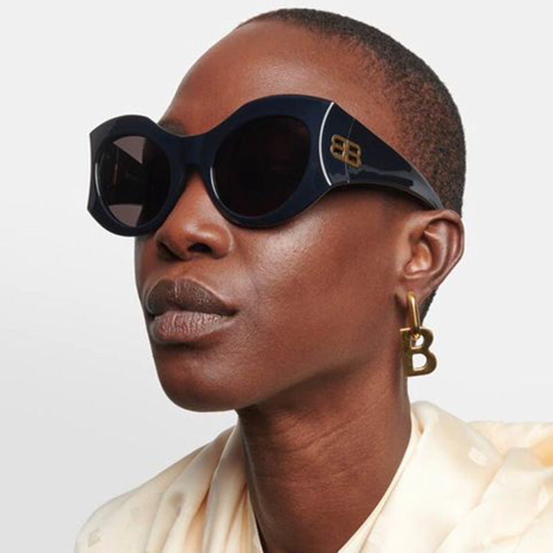 Damen stilvolle Cat-Eye Sonnenbrille mit hochglänzendem Design und schützenden Gläsern Karnz