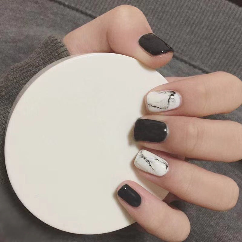 Kunstnagelset mit luxuriösem Marmor-Design und elegantem Hochglanz-Finish Karnz