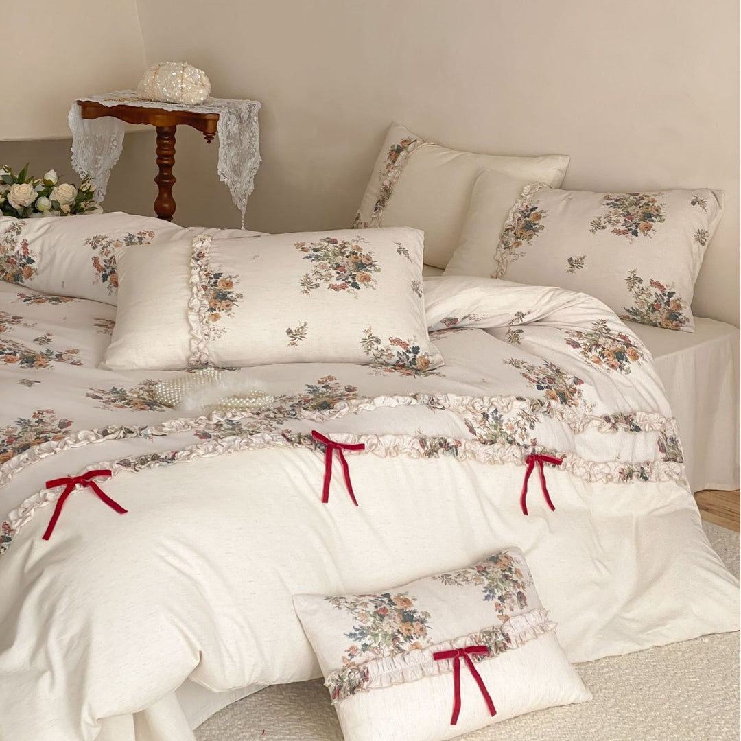 Floral Ruffled Bettbezug Set mit dekorativem Band