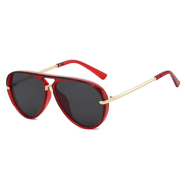 Elegante Aviator-Sonnenbrille mit goldenen Akzenten Karnz