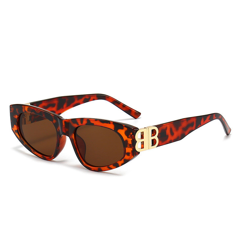 Damen schicke modische Sonnenbrille mit markantem Rahmen Karnz