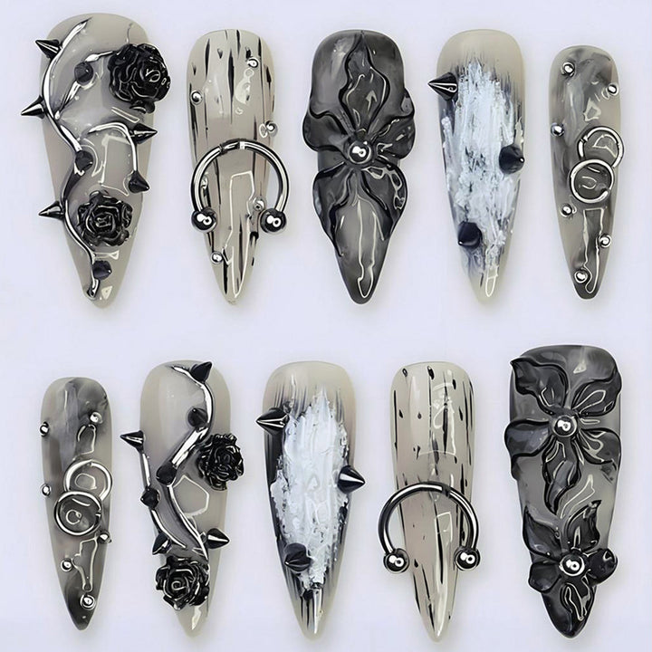 Kunstnagelset mit kreativen Halloween-Motiven und hochwertigen Verzierungen Karnz