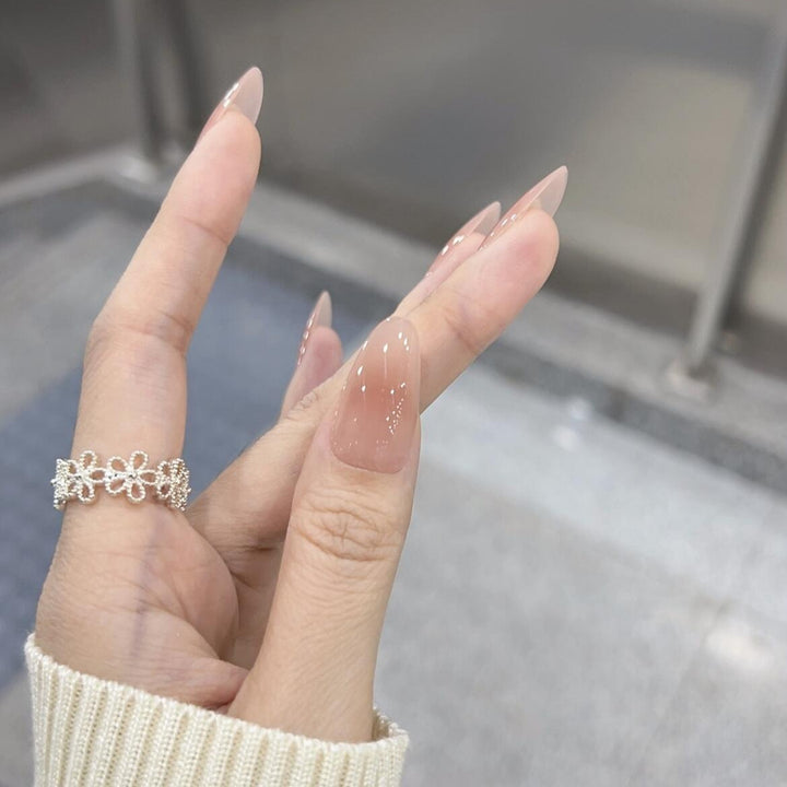 Kunstnägel mit Elegantem Glitzereffekt Karnz