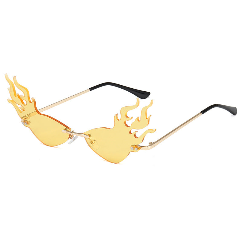 Damen modische Sonnenbrille mit flammenförmigem Design Karnz