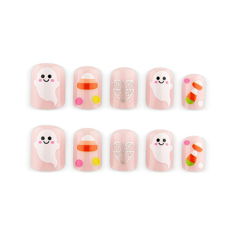 Halloween Kunstnägel mit Geister- und Süßigkeiten-Motiven Karnz