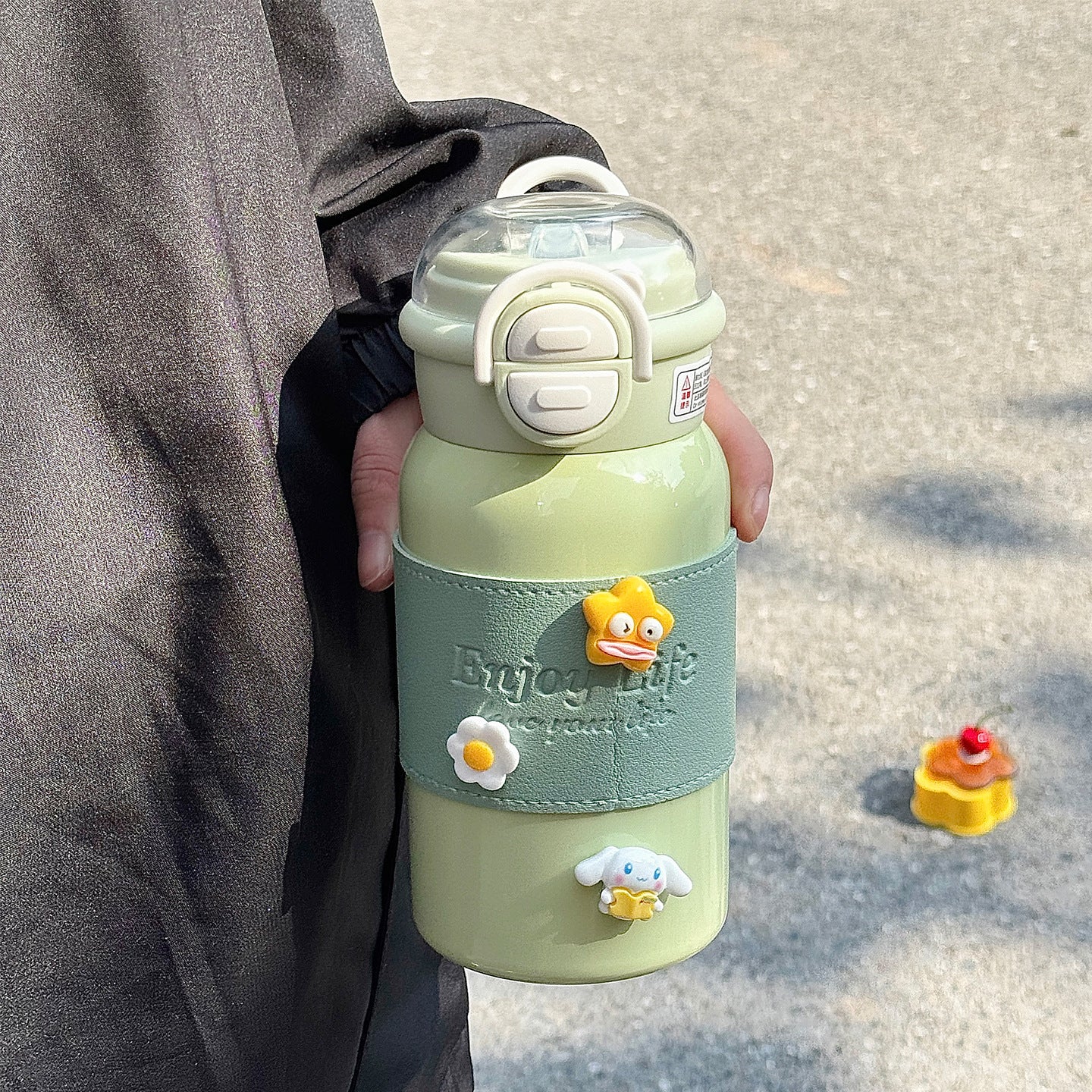 Damen multifunktionale Trinkflasche mit kreativen Silikon-Elementen Karnz