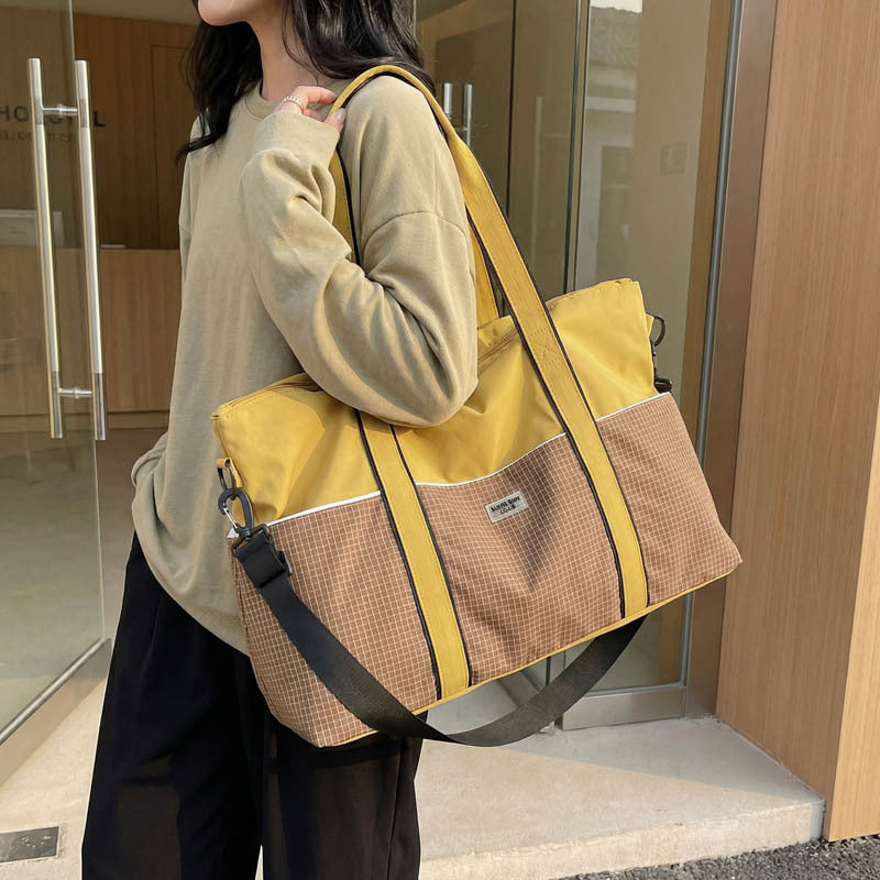 Geräumige multifunktionale Reisetasche Karnz