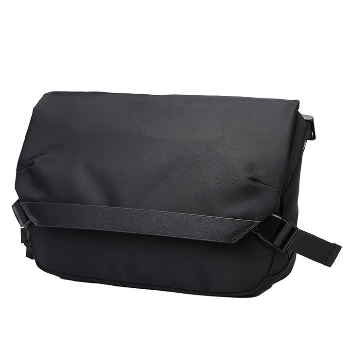 Stylische urbane Messenger Bag Karnz