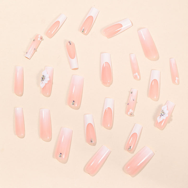 Elegante florale Acryl-Nagelverlängerungen Karnz
