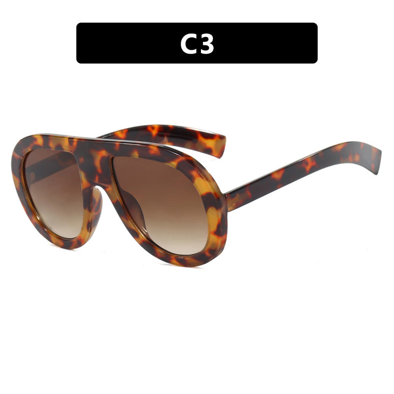 Damen oversized Sonnenbrille im futuristischen Design Karnz