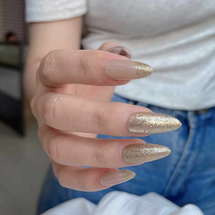Press-on Nagelkunst Karnz