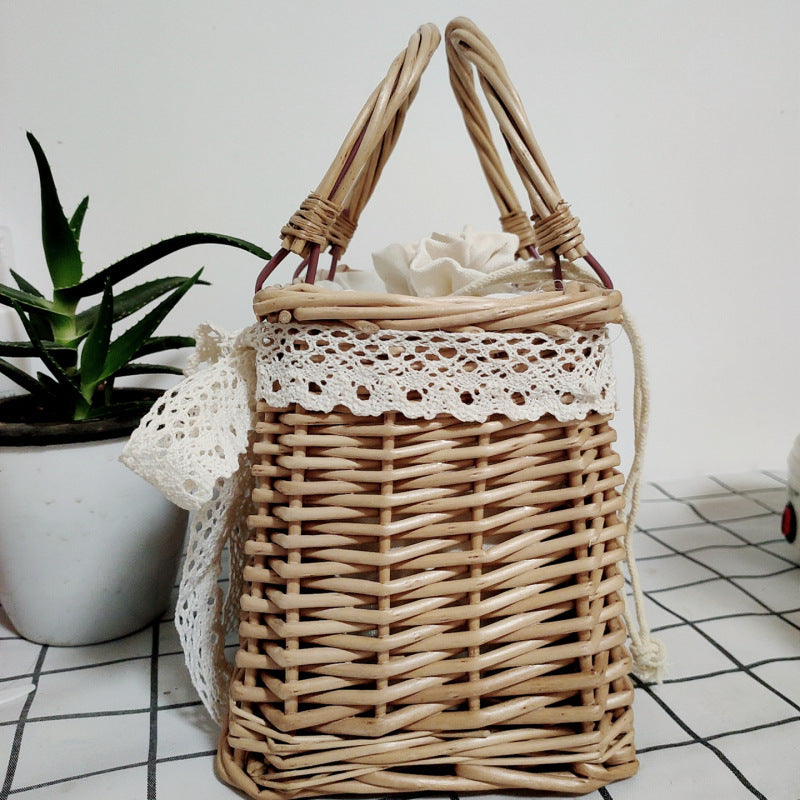 Damen Handtasche mit Perlenkette Karnz