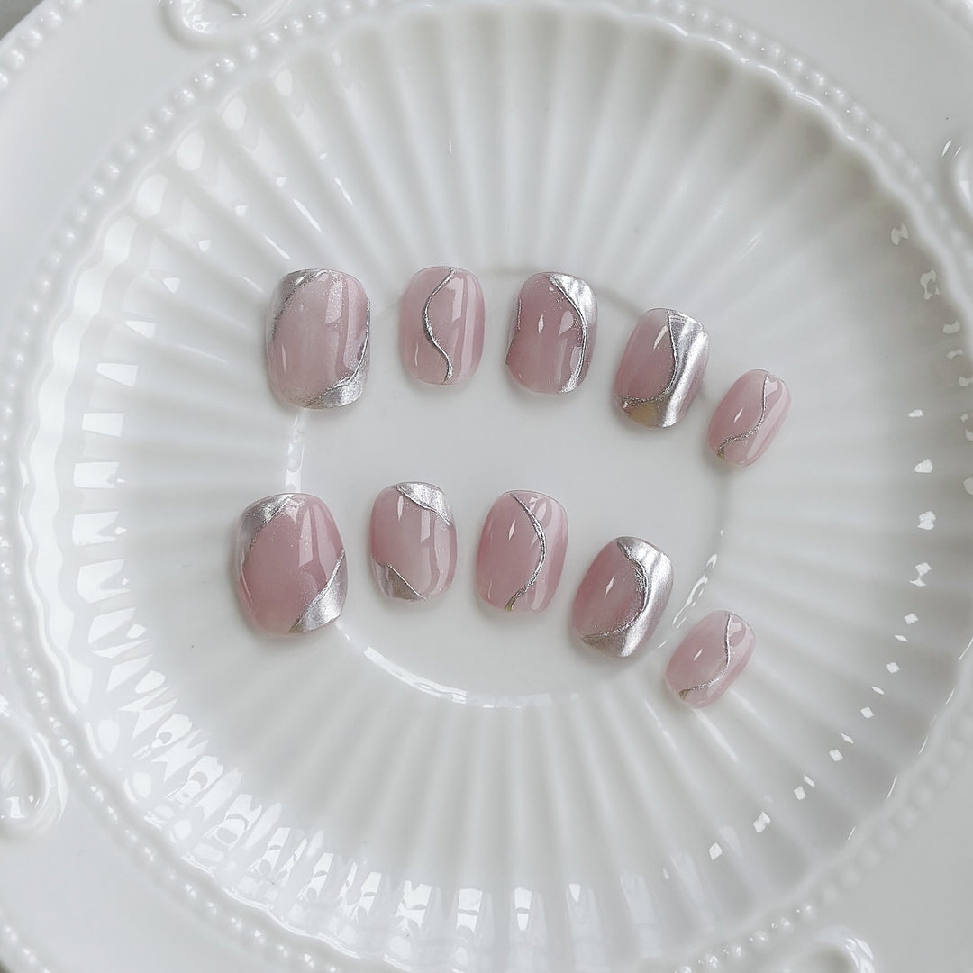 Schmetterlings-verzierte Press-On Nagelset