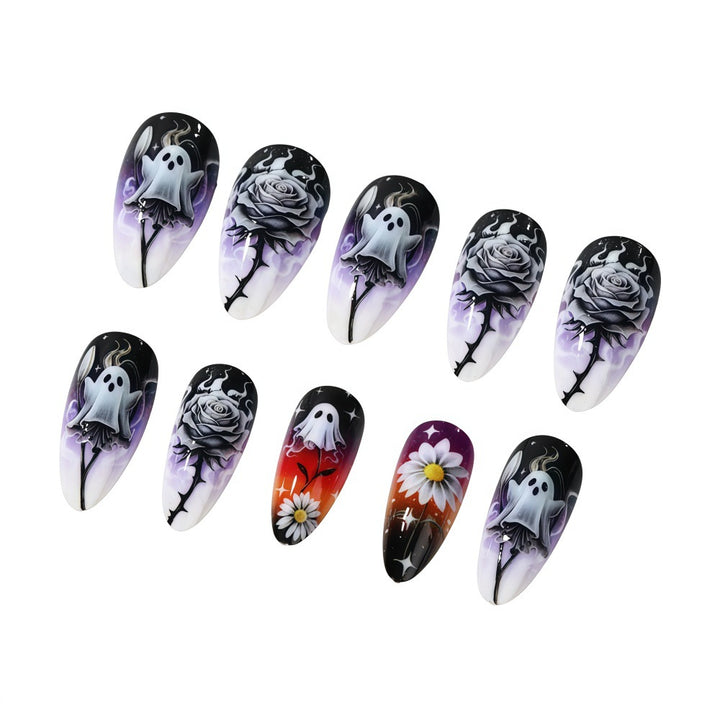 Kreative Kunstnägel im schaurigen Halloween-Design Karnz