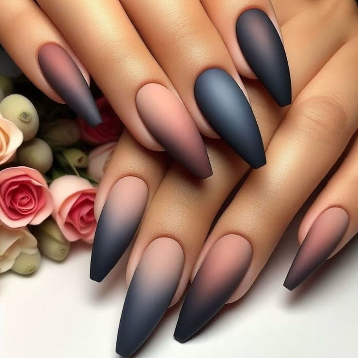 Matte Ombre Stiletto Press-On Nägel Karnz