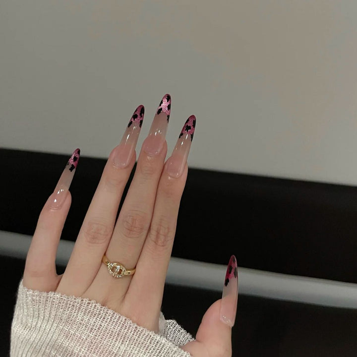 Kreative Floral Acryl Nagelerweiterungen Karnz