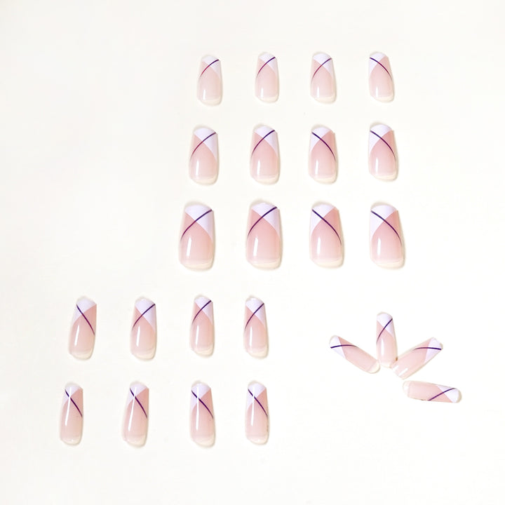 Elegante und Modische Nagelkunst Karnz