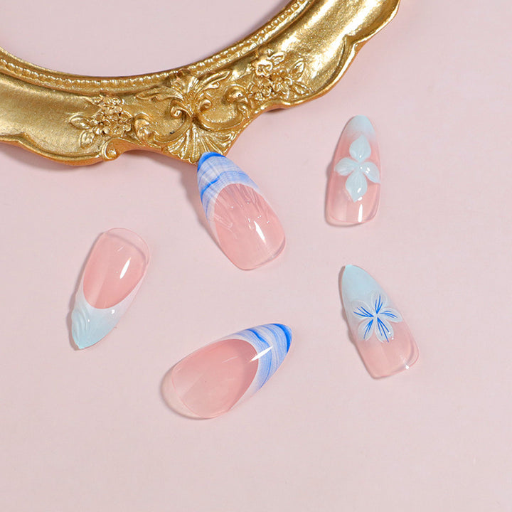 Premium Press-On Nail Set mit dekorativen Akzenten Karnz