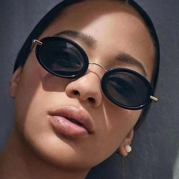 Damen modische Sonnenbrille im eleganten Ovaldesign Karnz