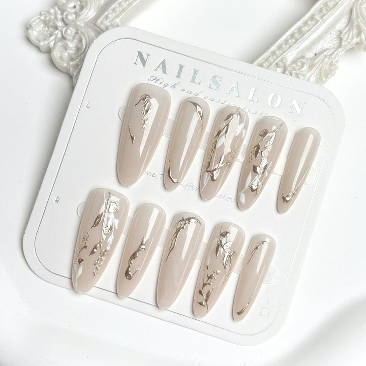 Dekorative Press-On Nagelkunstsets