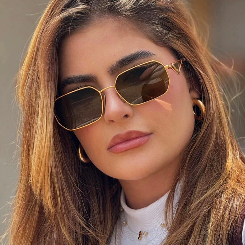 Damen geometrische Luxus-Sonnenbrille mit schmalem Hochglanz-Rahmen Karnz