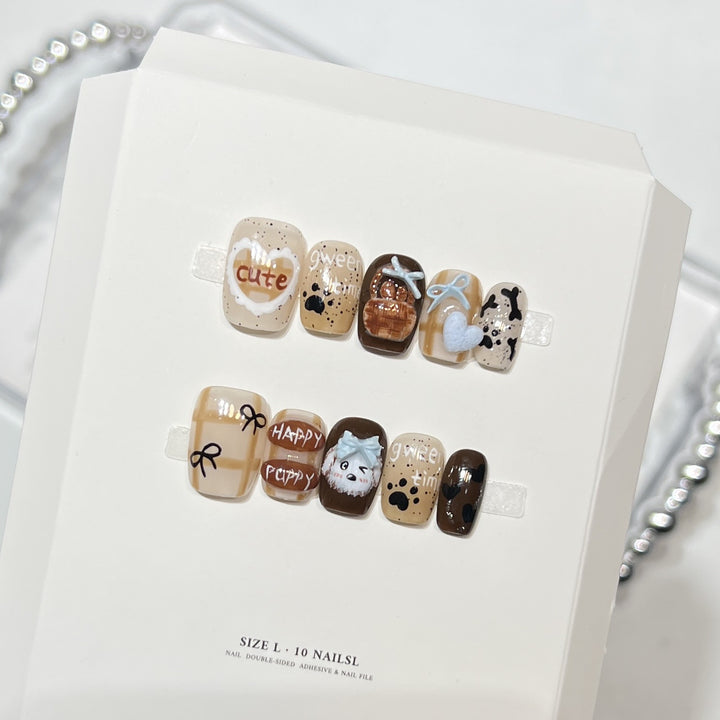 Verspielt handgemaltes Press-On-Nagelset