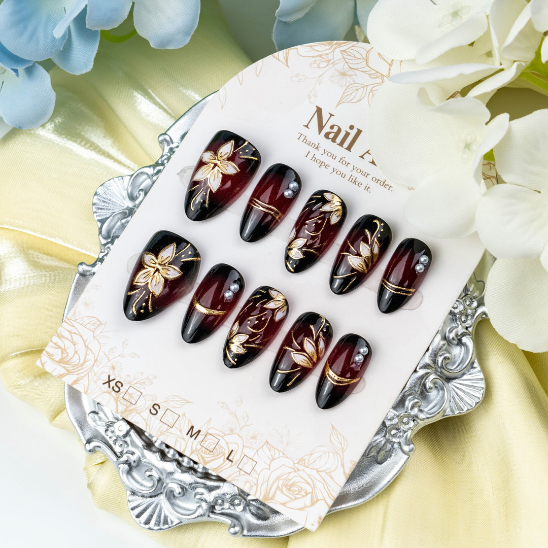 Premium floral-verzierte Press-On Nägel