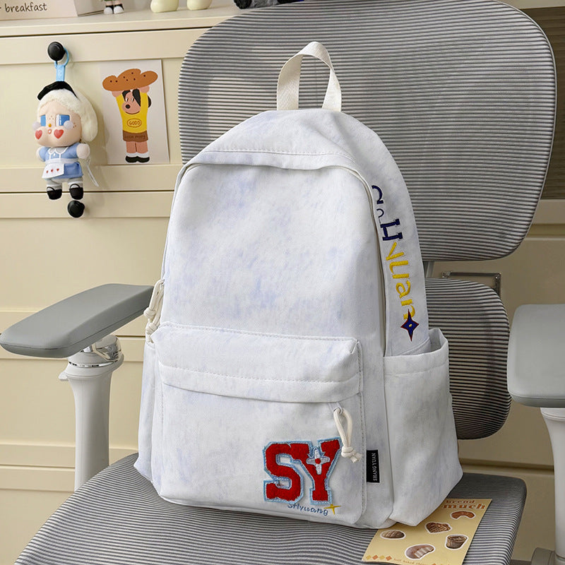 Lässiger bestickter Rucksack