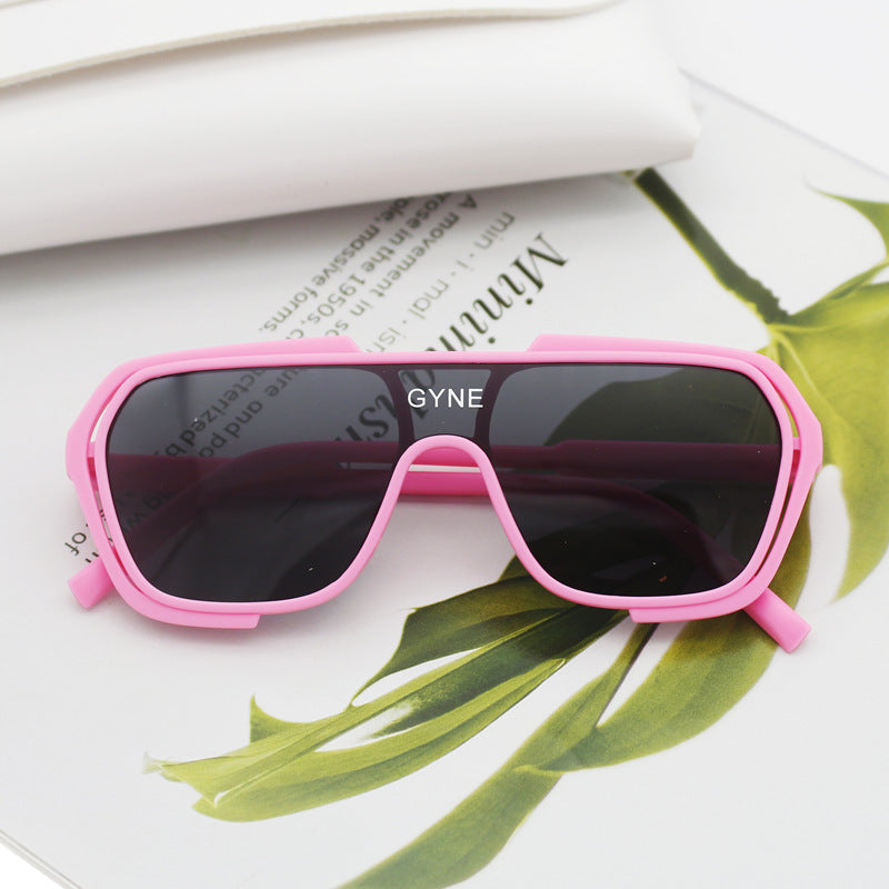 Damen Sportliche Sonnenbrille mit modernem Design Karnz