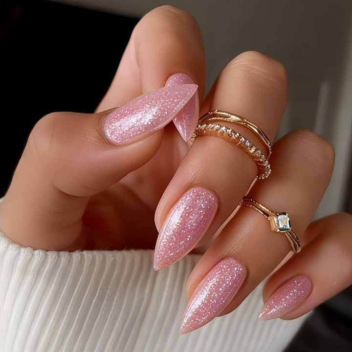 Glitzerndes mandelförmiges Press-On-Nagelset Karnz