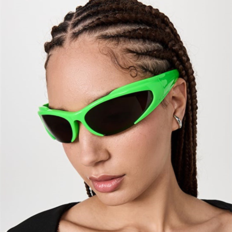 Damen Sportliche UV-Schutz-Sonnenbrille mit aerodynamischem Design Karnz