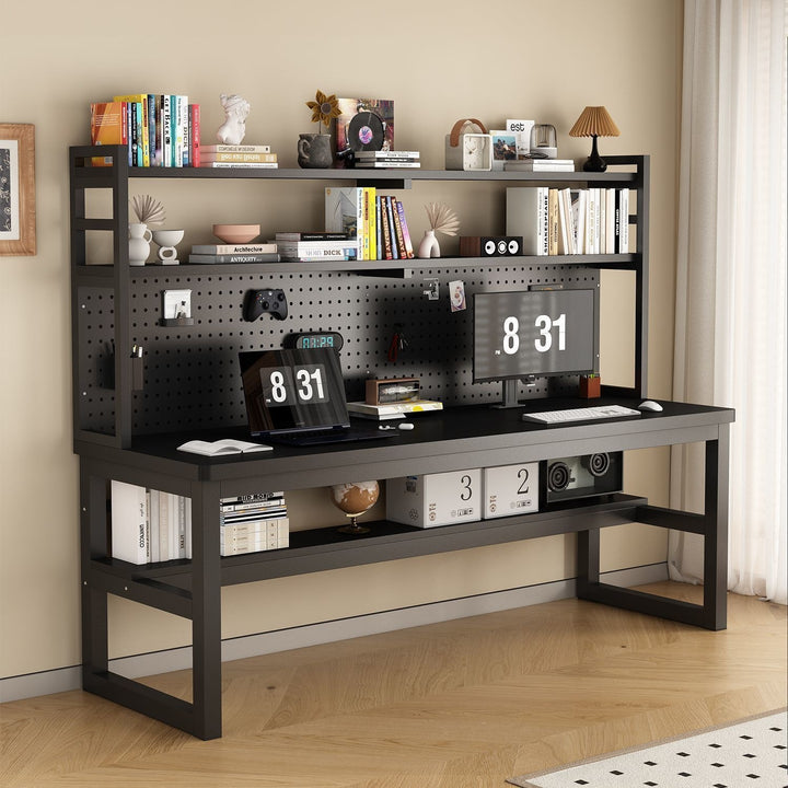 Multifunktionaler Arbeitsbereich mit Regal Karnz