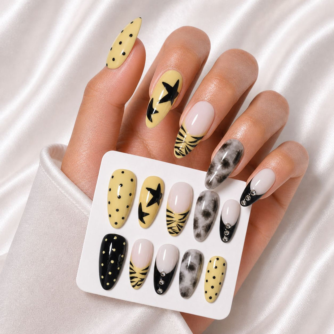 Kreative thematische Nagelkunstverlängerungen Karnz