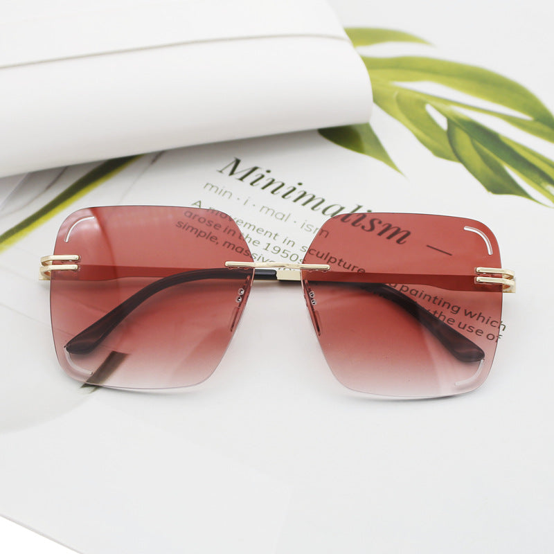 Damen quadratische Sonnenbrille mit verziertem Metalldetail Karnz