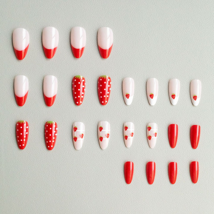 Erdbeer-Themen-Nagelkunst