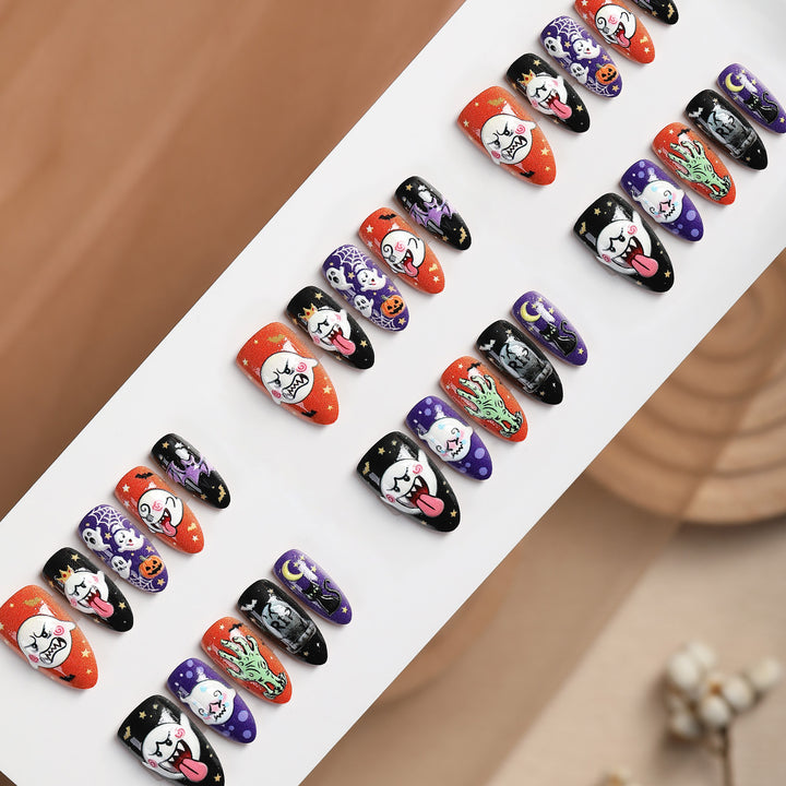 Kreatives Halloween Kunstnagelset Karnz