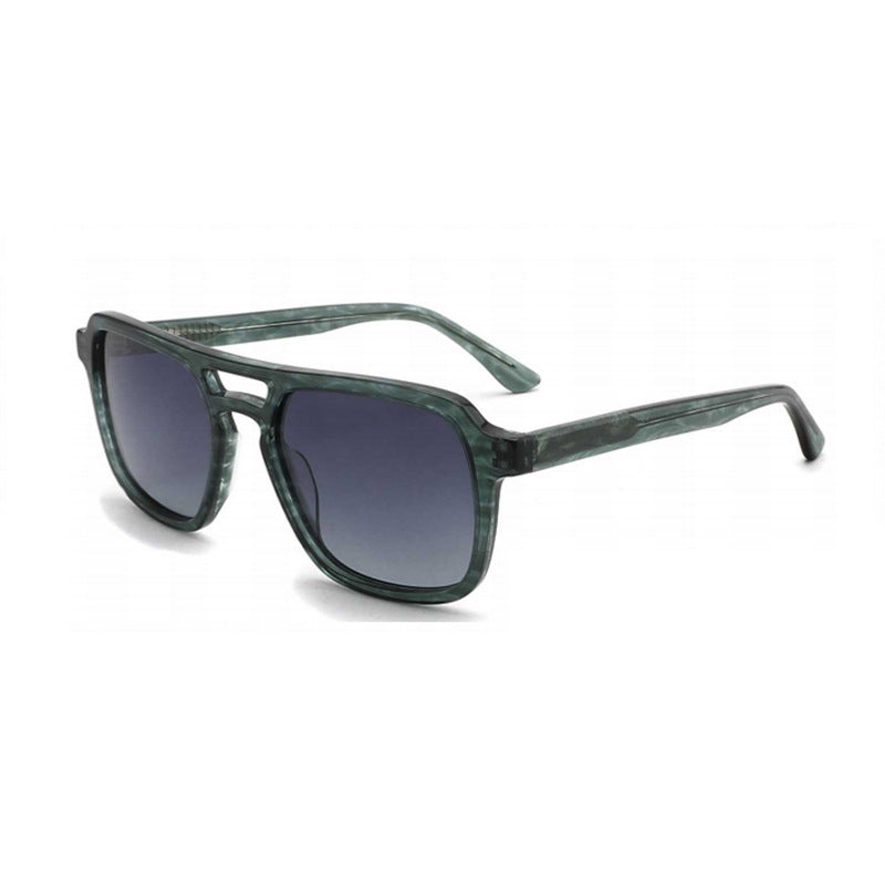 Damen Sonnenbrille mit robustem, stilisierten Kunststoffrahmen und harmonisch verlaufenden Gläsern Karnz