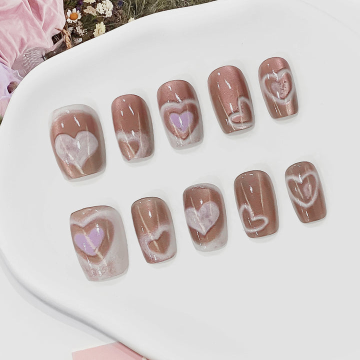 Künstliche Nagelspitzen im Herz-Design Karnz