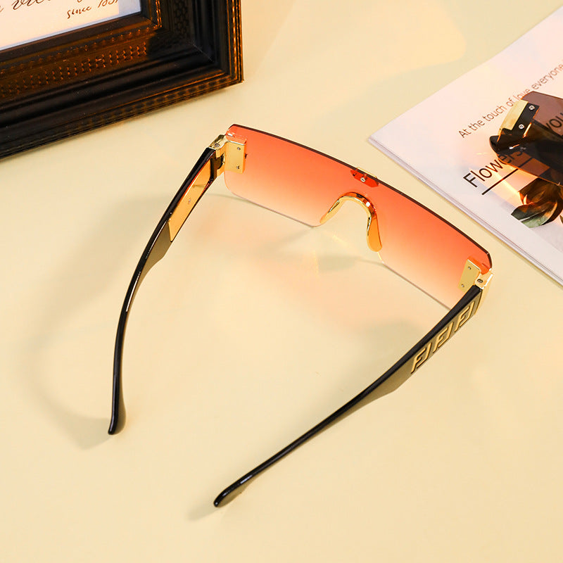 Damen geometrische Statement-Sonnenbrille Karnz