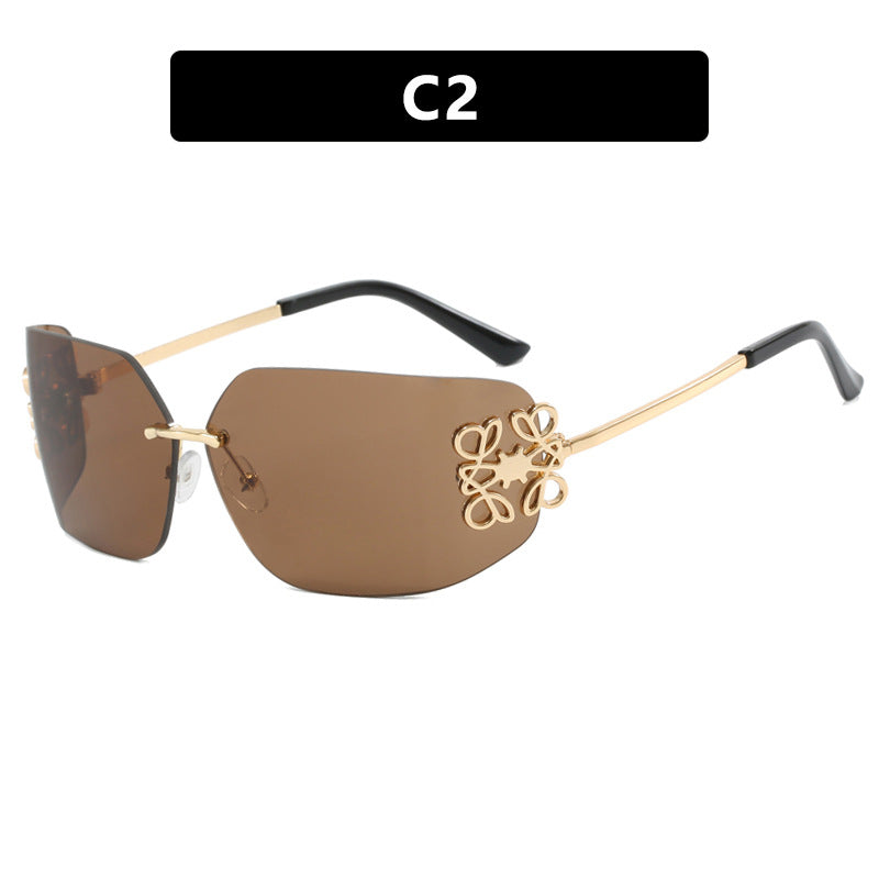 Damen extravagant gestaltete Sonnenbrille mit eleganten Verzierungen Karnz