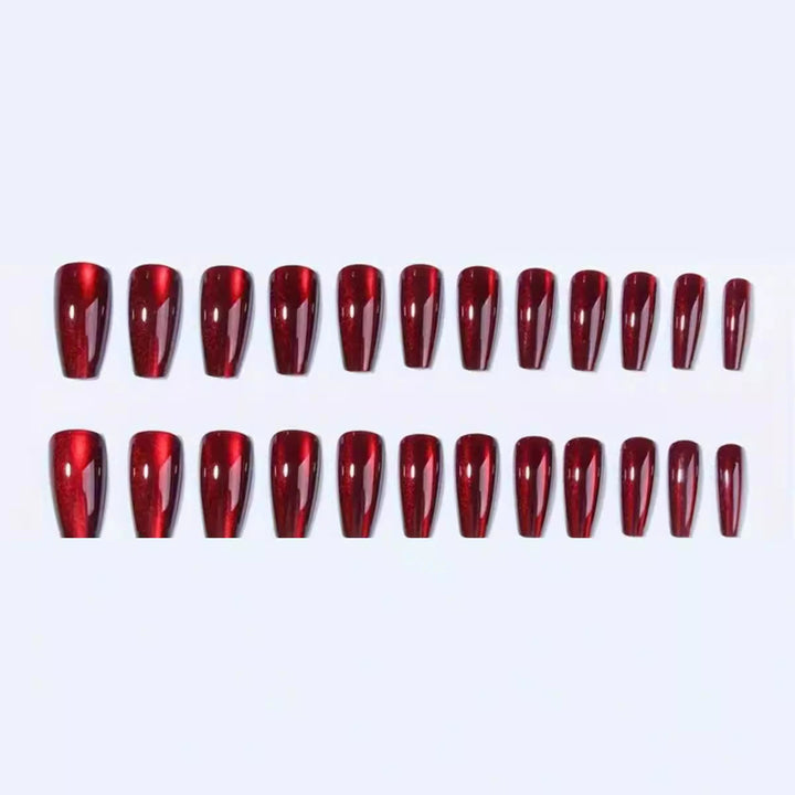 Premium Detaillierte Press-On Nagelkunst Karnz