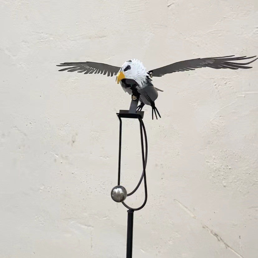 Dekorative Metall-Adler-Skulptur Karnz