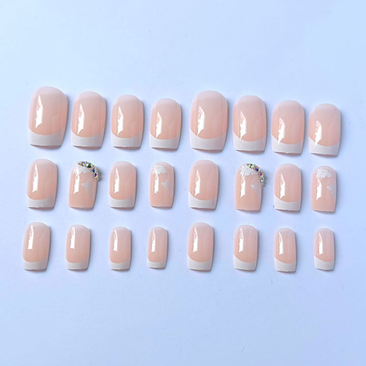 Elegantes Floral-Nagelkunst-Set