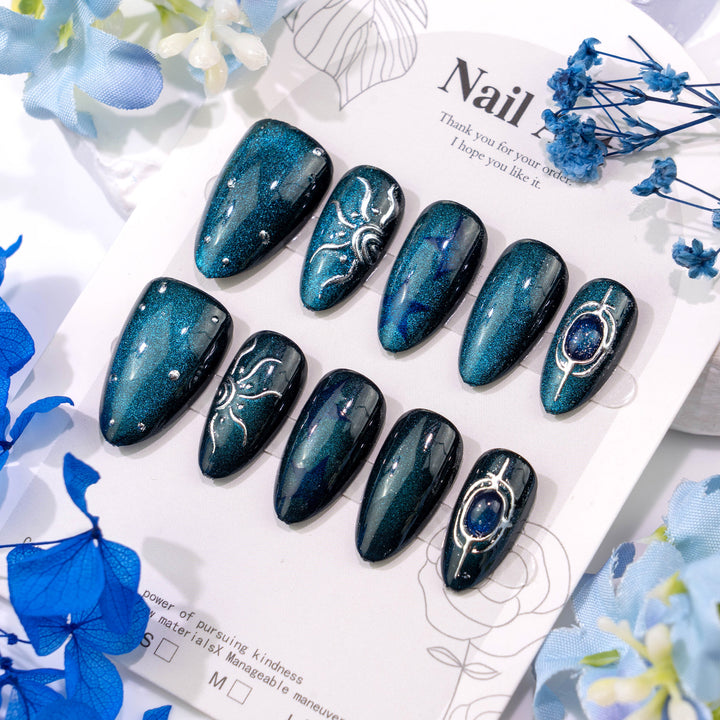 Künstlerisches galaxisgeprägtes Press-On-Nagelset