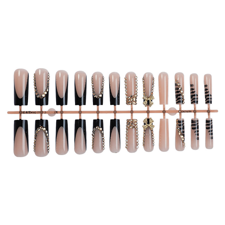 Glamouröser Hochglanz Press-On Nagelset Karnz